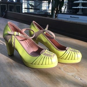 Like New Yellow and Tan Heels With A Strap